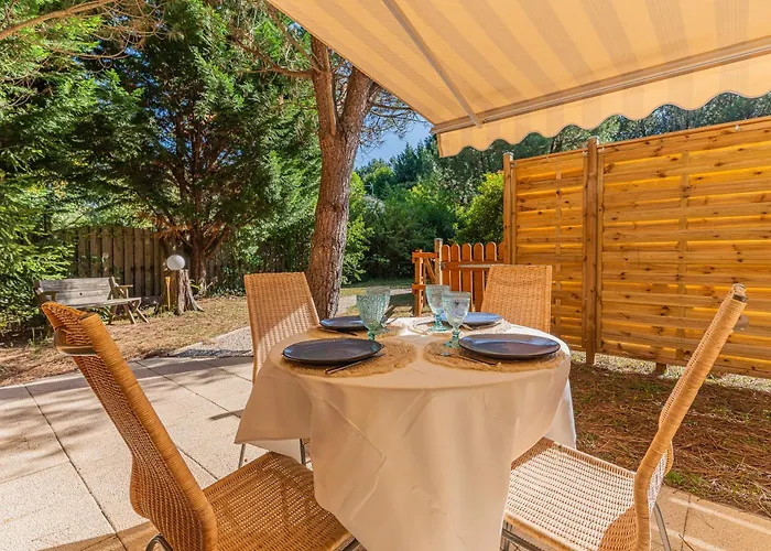 Apartment La Maisonnette En Bois